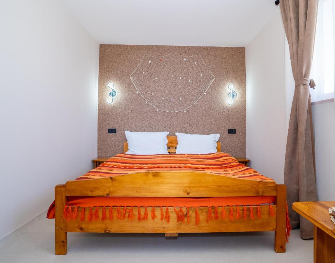 Casa Nikita Hotel Vama Veche Ngoại thất bức ảnh
