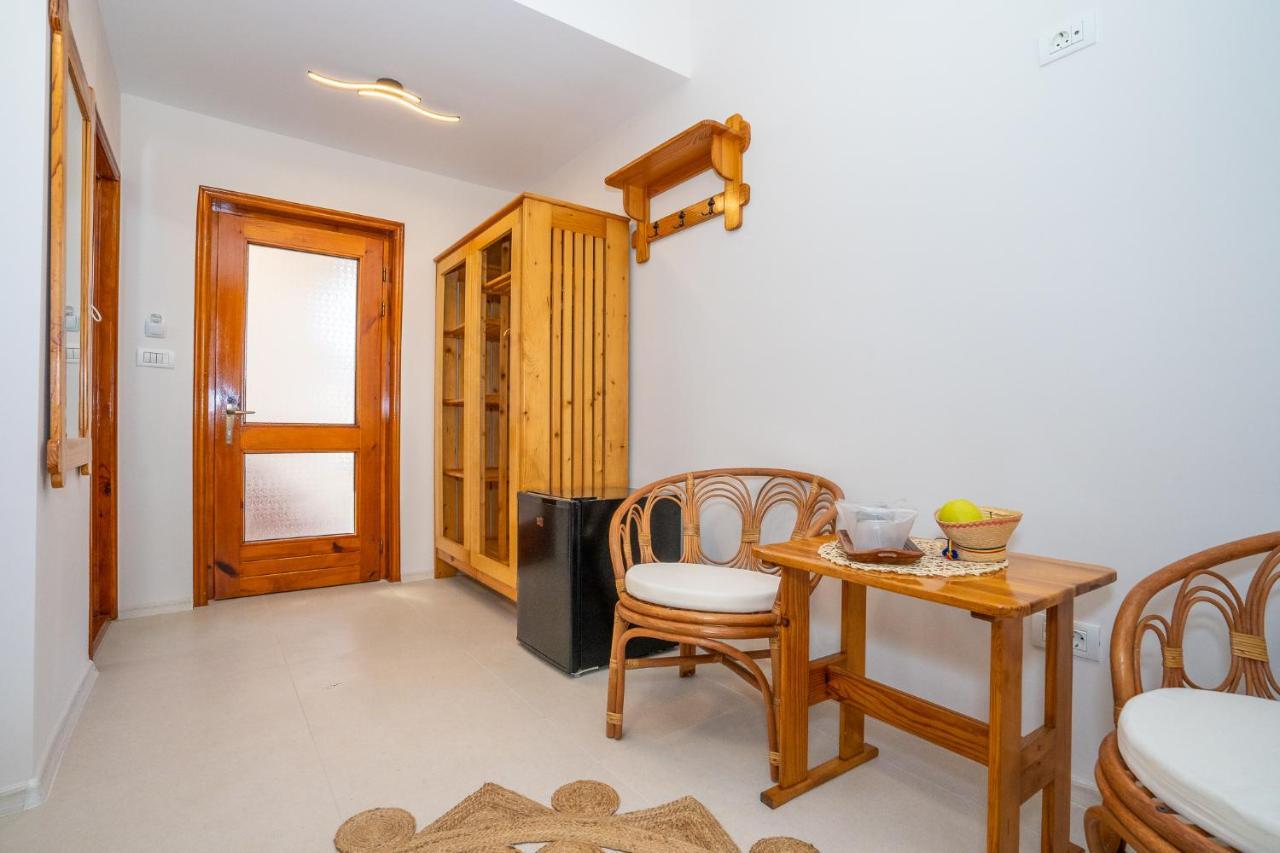Casa Nikita Hotel Vama Veche Ngoại thất bức ảnh