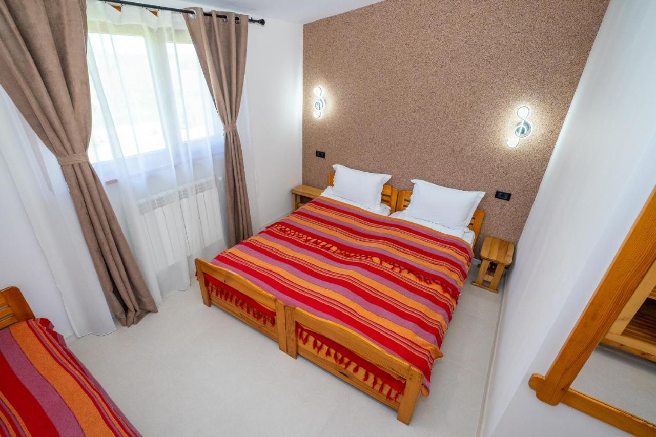 Casa Nikita Hotel Vama Veche Ngoại thất bức ảnh