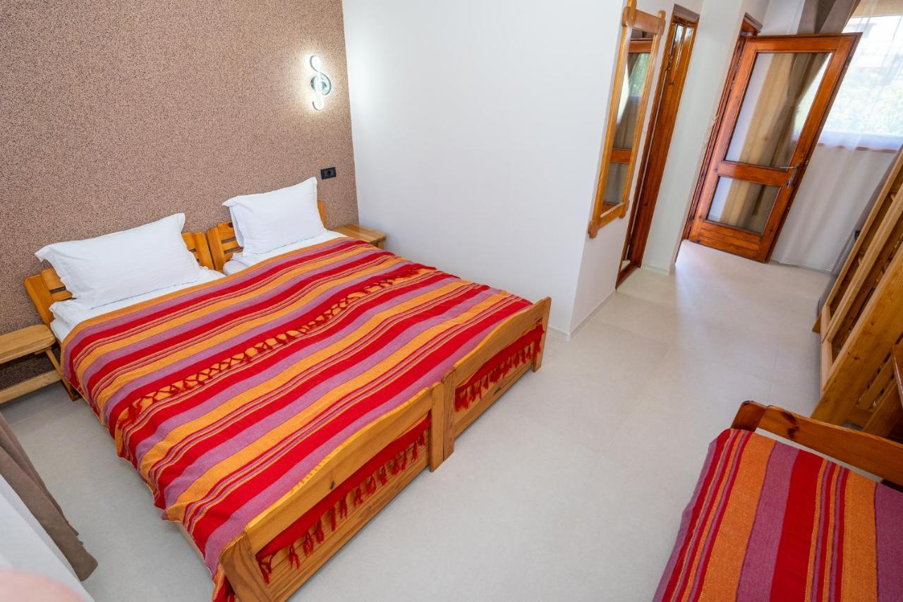 Casa Nikita Hotel Vama Veche Ngoại thất bức ảnh