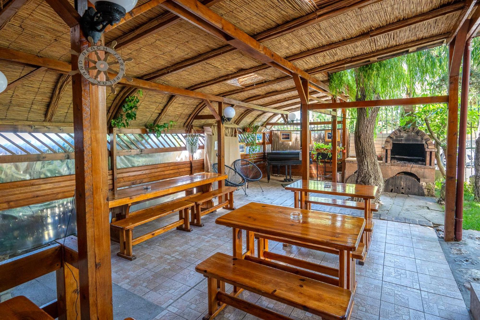 Casa Nikita Hotel Vama Veche Ngoại thất bức ảnh