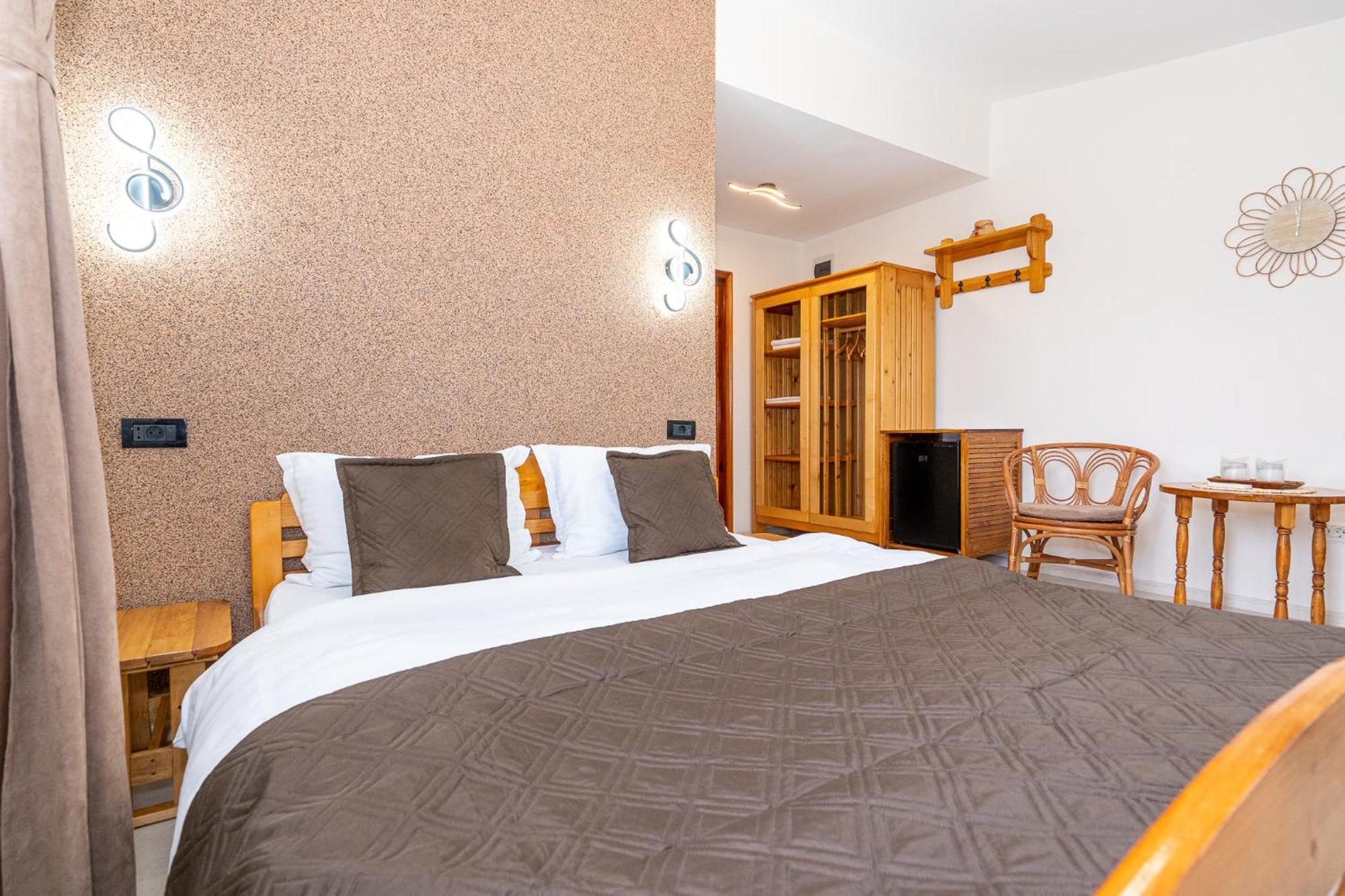 Casa Nikita Hotel Vama Veche Ngoại thất bức ảnh